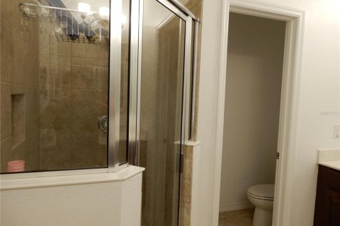 Villa ou maison à louer à Kissimmee, Floride: 4 chambres, 220.55 m2 № 1842224 - photo 13