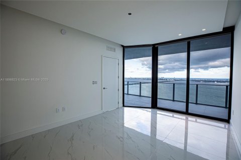 Copropriété à vendre à Miami, Floride: 4 chambres, 247.4 m2 № 1948684 - photo 28