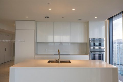 Copropriété à vendre à Miami, Floride: 4 chambres, 247.4 m2 № 1948684 - photo 5