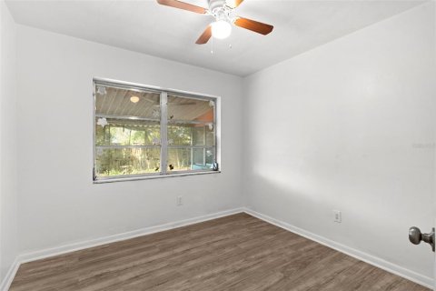 Casa en venta en Deltona, Florida, 4 dormitorios, 140.28 m2 № 1736980 - foto 26