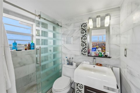 Copropriété à vendre à North Miami, Floride: 2 chambres, 110.37 m2 № 2072795 - photo 20