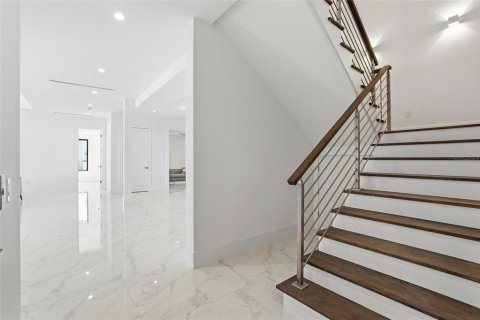 Casa en venta en Cape Coral, Florida, 7 dormitorios, 794.31 m2 № 2142427 - foto 24