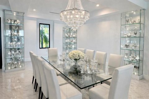 Casa en venta en Cape Coral, Florida, 7 dormitorios, 794.31 m2 № 2142427 - foto 22