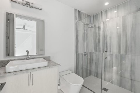 Casa en venta en Cape Coral, Florida, 7 dormitorios, 794.31 m2 № 2142427 - foto 29
