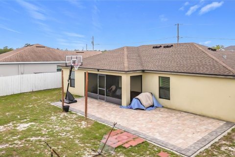 Villa ou maison à vendre à Kissimmee, Floride: 3 chambres, 159.88 m2 № 2226557 - photo 30