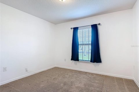 Villa ou maison à vendre à Kissimmee, Floride: 3 chambres, 159.88 m2 № 2226557 - photo 11
