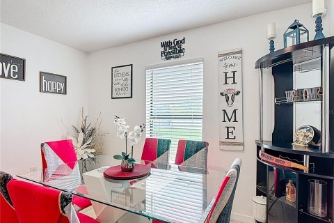 Villa ou maison à vendre à Kissimmee, Floride: 3 chambres, 159.88 m2 № 2226557 - photo 9