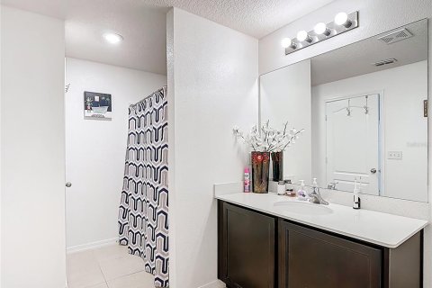 Villa ou maison à vendre à Kissimmee, Floride: 3 chambres, 159.88 m2 № 2226557 - photo 21