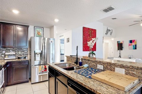 Villa ou maison à vendre à Kissimmee, Floride: 3 chambres, 159.88 m2 № 2226557 - photo 7