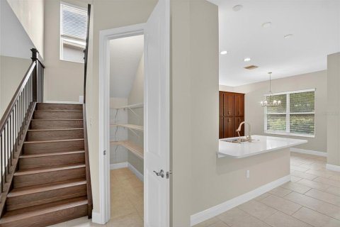 Casa en alquiler en Wesley Chapel, Florida, 5 dormitorios, 314.1 m2 № 1915959 - foto 13