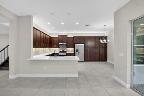 Casa en alquiler en Wesley Chapel, Florida, 5 dormitorios, 314.1 m2 № 1915959 - foto 22