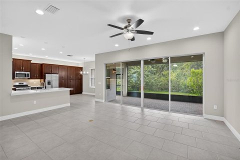 Casa en alquiler en Wesley Chapel, Florida, 5 dormitorios, 314.1 m2 № 1915959 - foto 16