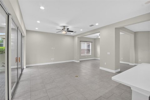 Casa en alquiler en Wesley Chapel, Florida, 5 dormitorios, 314.1 m2 № 1915959 - foto 18