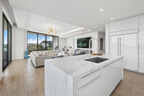 Copropriété à vendre à Longboat Key, Floride: 2 chambres, 200.11 m2 № 2398531 - photo 12