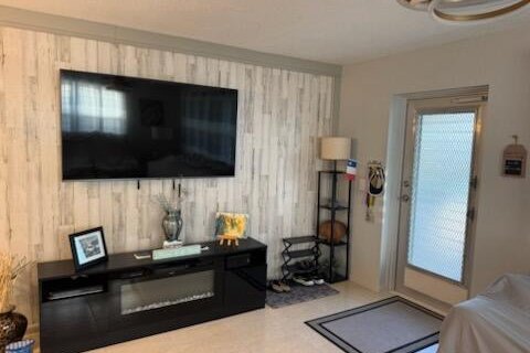 Copropriété à vendre à West Palm Beach, Floride: 1 chambre, 65.22 m2 № 2254216 - photo 2