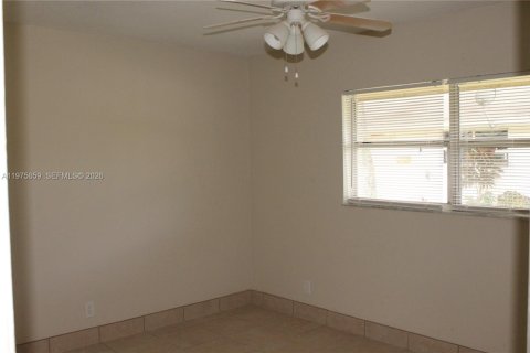 Apartment in Pompano Beach, Florida 1 bedroom № 2038533 - photo 7