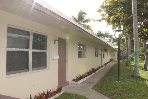 Apartment in Pompano Beach, Florida 1 bedroom № 2038533