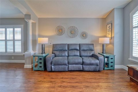 Casa en venta en Lutz, Florida, 4 dormitorios, 204.94 m2 № 1879186 - foto 4
