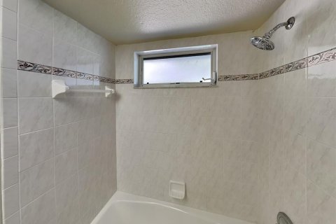 Casa en alquiler en Venice, Florida, 3 dormitorios, 144.93 m2 № 1870114 - foto 15