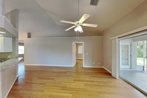 Casa en alquiler en Venice, Florida, 3 dormitorios, 144.93 m2 № 1870114 - foto 2