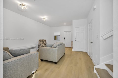 Adosado en venta en Davie, Florida, 3 dormitorios, 133.59 m2 № 1860430 - foto 9