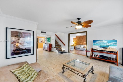 Villa ou maison à vendre à Davie, Floride: 4 chambres, 198.81 m2 № 1947972 - photo 11