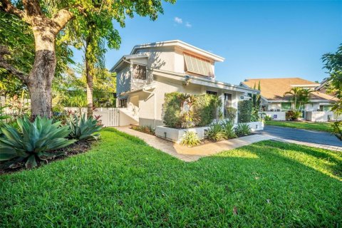 Villa ou maison à vendre à Davie, Floride: 4 chambres, 198.81 m2 № 1947972 - photo 4