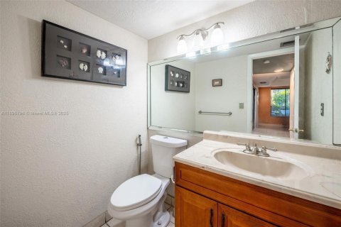 Villa ou maison à vendre à Davie, Floride: 4 chambres, 198.81 m2 № 1947972 - photo 16