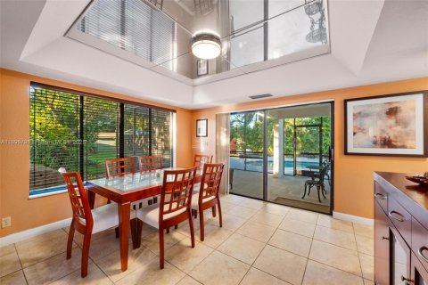 Villa ou maison à vendre à Davie, Floride: 4 chambres, 198.81 m2 № 1947972 - photo 13