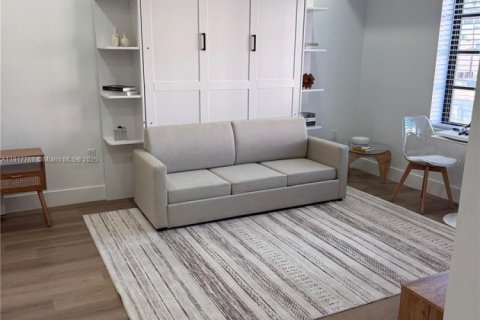 Studio in the Condo in Miami Beach, Florida  № 1972343