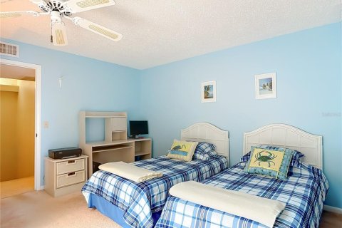 Townhouse in New Smyrna Beach, Florida 2 bedrooms, 110.37 sq.m. № 2104668 - photo 29