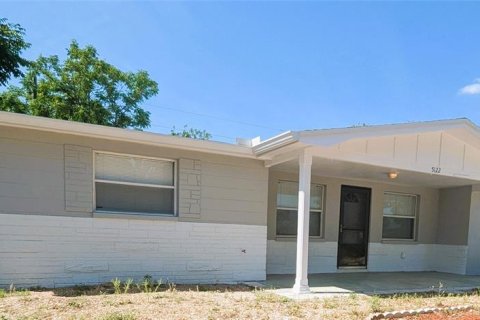 House in New Port Richey, Florida 3 bedrooms, 120.4 sq.m. № 1675549 - photo 2