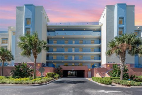 Condo in New Smyrna Beach, Florida, 3 bedrooms № 2155501