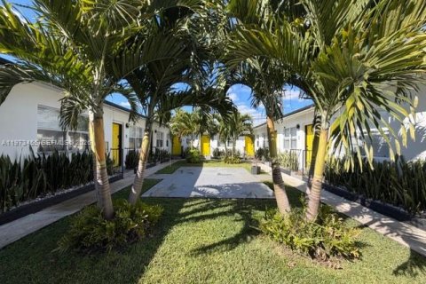 Купить коммерческую недвижимость в Майами, Флорида № 2034052 - фото 7