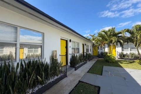 Купить коммерческую недвижимость в Майами, Флорида № 2034052 - фото 8