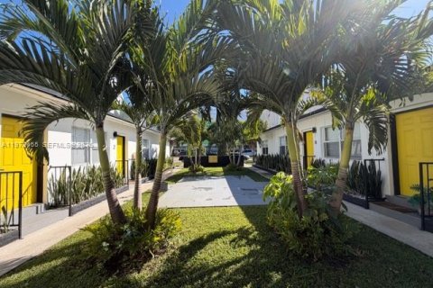 Купить коммерческую недвижимость в Майами, Флорида № 2034052 - фото 10