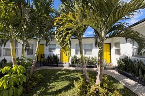 Купить коммерческую недвижимость в Майами, Флорида № 2034052 - фото 3