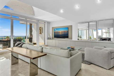 Condo in Sunny Isles Beach, Florida, 3 bedrooms  № 1974202 - photo 22