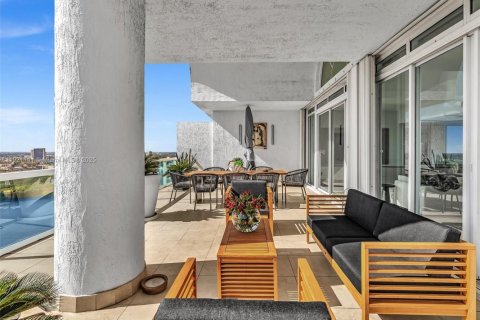 Condo in Sunny Isles Beach, Florida, 3 bedrooms  № 1974202 - photo 26