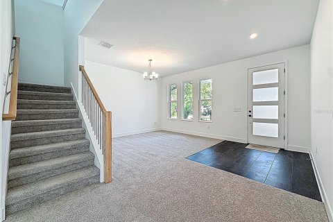 House in Tampa, Florida 4 bedrooms, 307.13 sq.m. № 2204211 - photo 13