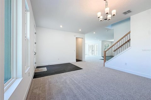 House in Tampa, Florida 4 bedrooms, 307.13 sq.m. № 2204211 - photo 12