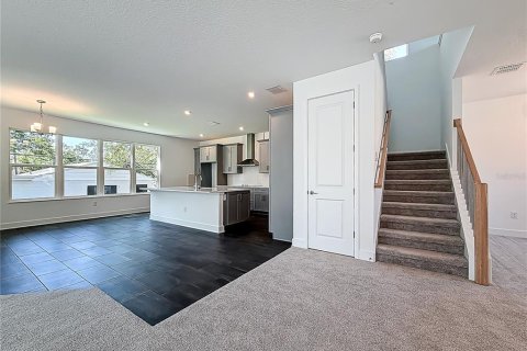 House in Tampa, Florida 4 bedrooms, 307.13 sq.m. № 2204211 - photo 14