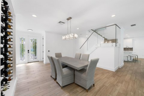 Casa en venta en Boynton Beach, Florida, 5 dormitorios, 273.23 m2 № 2176667 - foto 11