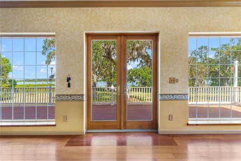 House in Leesburg, Florida 5 bedrooms, 419.36 sq.m. № 1663025 - photo 30