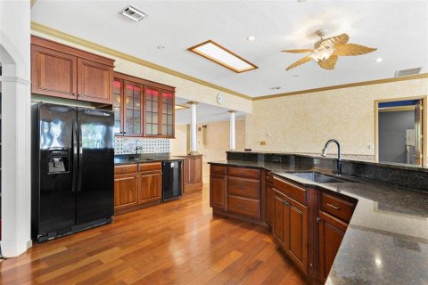 House in Leesburg, Florida 5 bedrooms, 419.36 sq.m. № 1663025 - photo 23