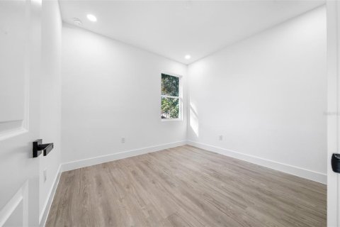 House in Ocala, Florida 3 bedrooms, 139.35 sq.m. № 2393697 - photo 30