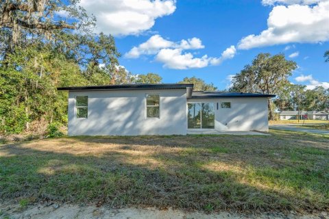 House in Ocala, Florida 3 bedrooms, 139.35 sq.m. № 2393697 - photo 9
