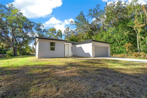 House in Ocala, Florida 3 bedrooms, 139.35 sq.m. № 2393697 - photo 5