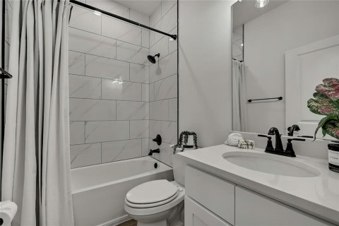 House in Spring Hill, Florida 4 bedrooms, 191.47 sq.m. № 1529127 - photo 9