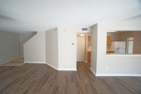 Touwnhouse à louer à Riverview, Floride: 3 chambres, 130.81 m2 № 2099886 - photo 4